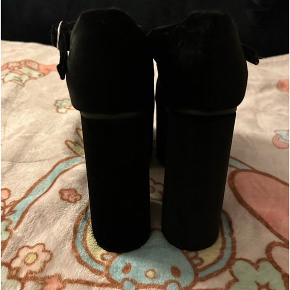 unif platform heels - Picture 4 of 7